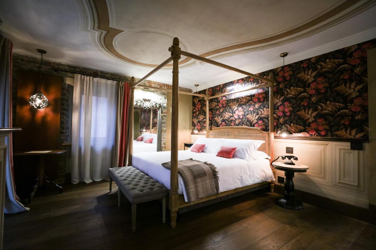 La Piazzetta Degli Artisti - Boutique B&B Bossolasco 外观 照片