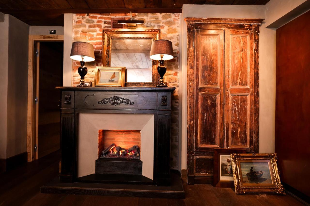 La Piazzetta Degli Artisti - Boutique B&B Bossolasco 外观 照片