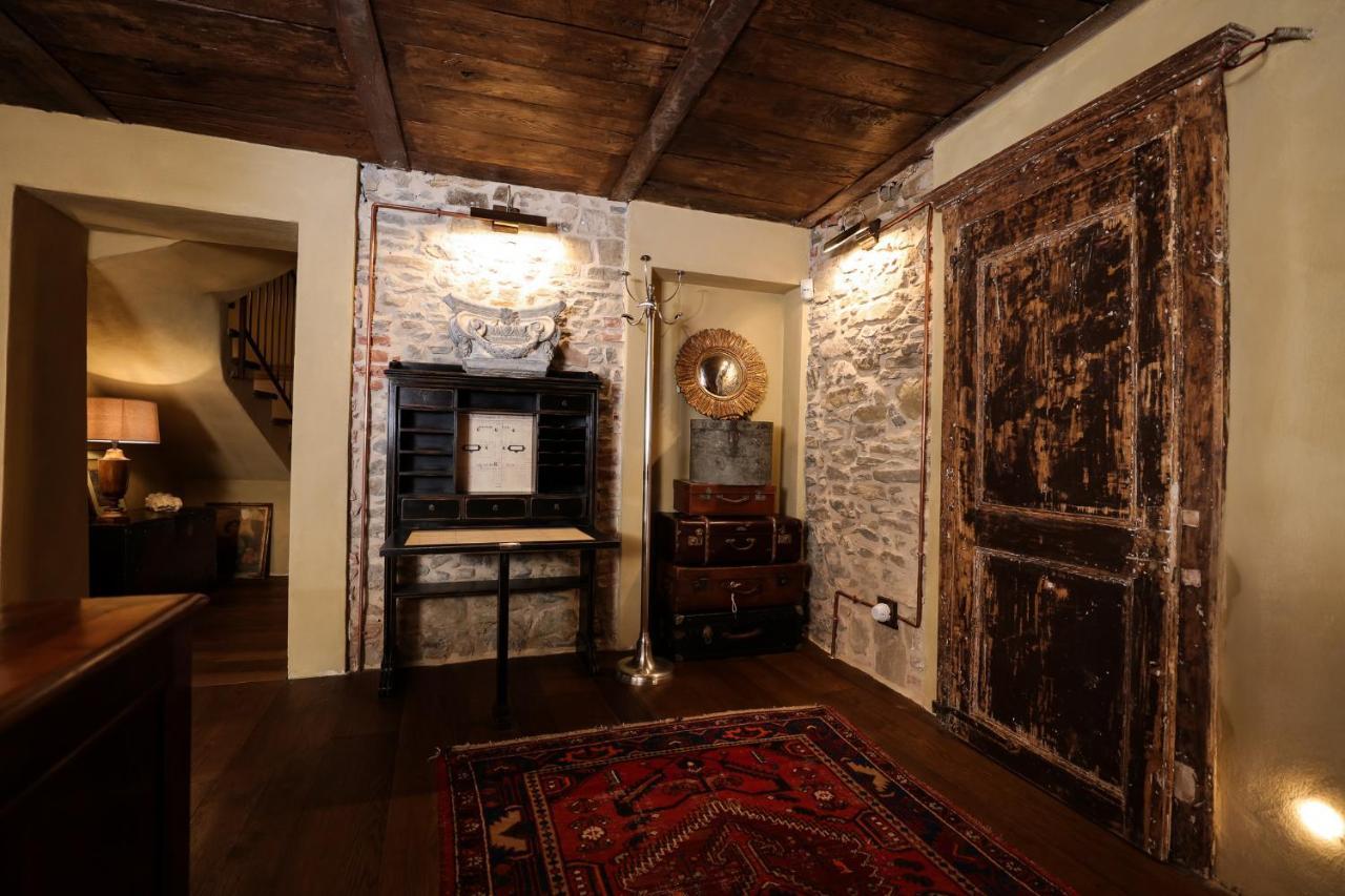 La Piazzetta Degli Artisti - Boutique B&B Bossolasco 外观 照片