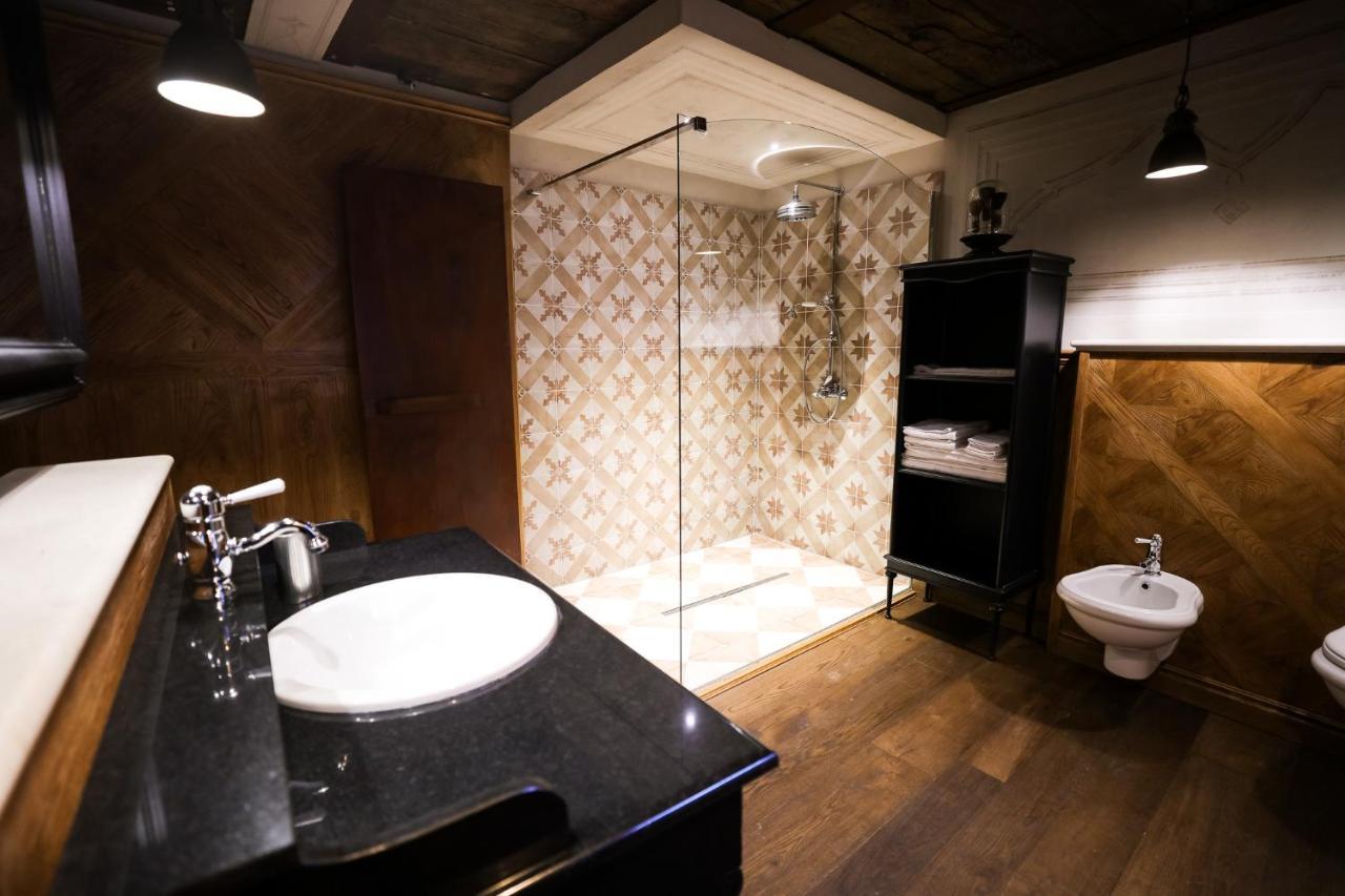 La Piazzetta Degli Artisti - Boutique B&B Bossolasco 外观 照片
