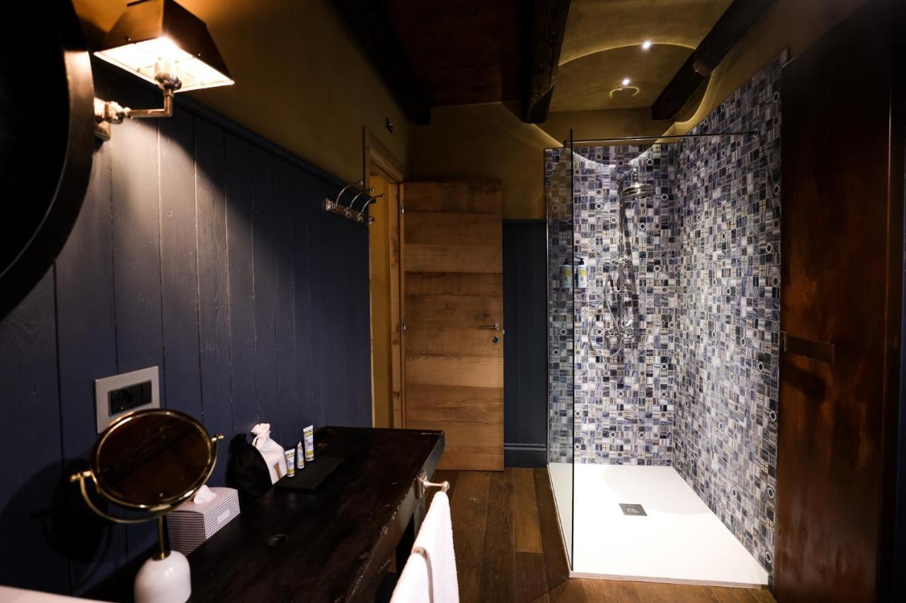 La Piazzetta Degli Artisti - Boutique B&B Bossolasco 外观 照片