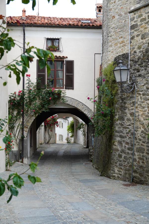 La Piazzetta Degli Artisti - Boutique B&B Bossolasco 外观 照片