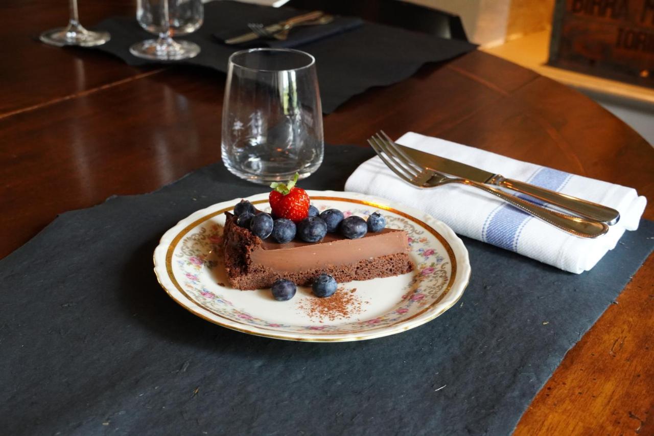 La Piazzetta Degli Artisti - Boutique B&B Bossolasco 外观 照片